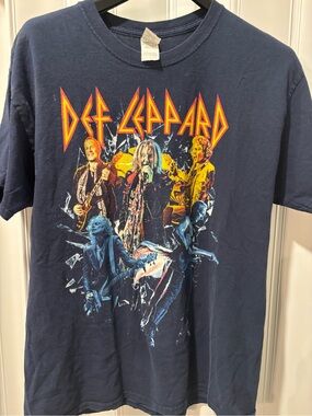 Def Leppard Navy Graphic Band Tee Size Large